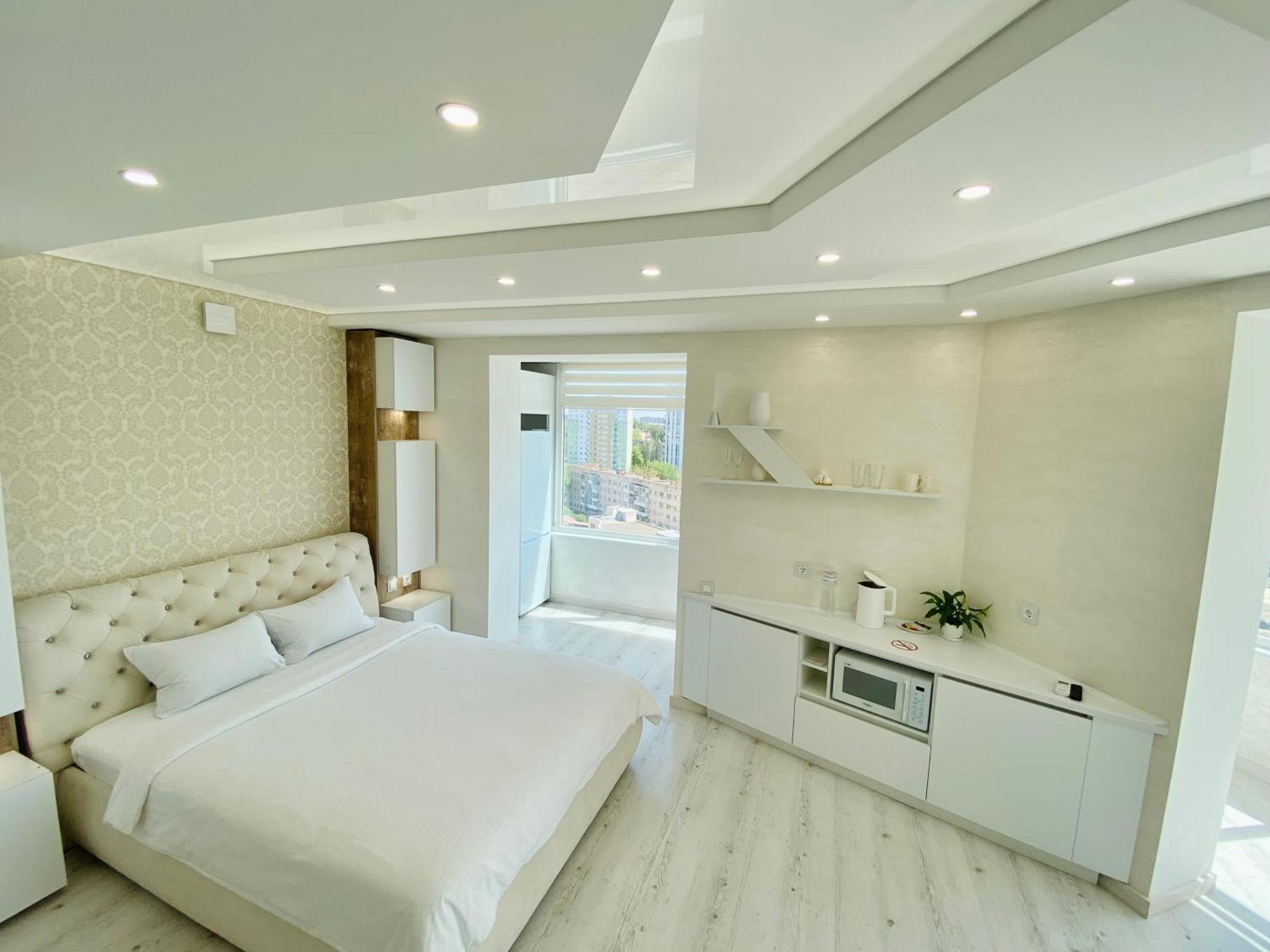 Sky House: Panoramic City Center Apartments with Keyless Access Vinnytsia Exterior photo